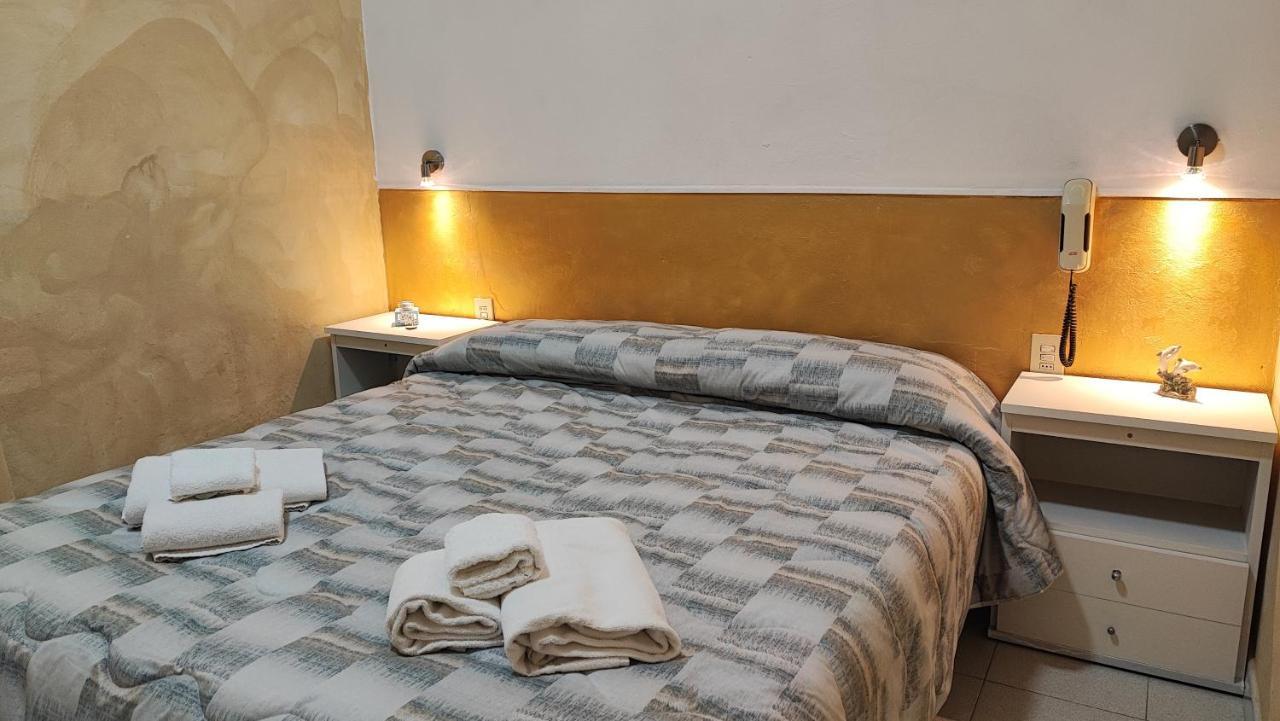 Hotel Il Ponte Cecina  Kültér fotó