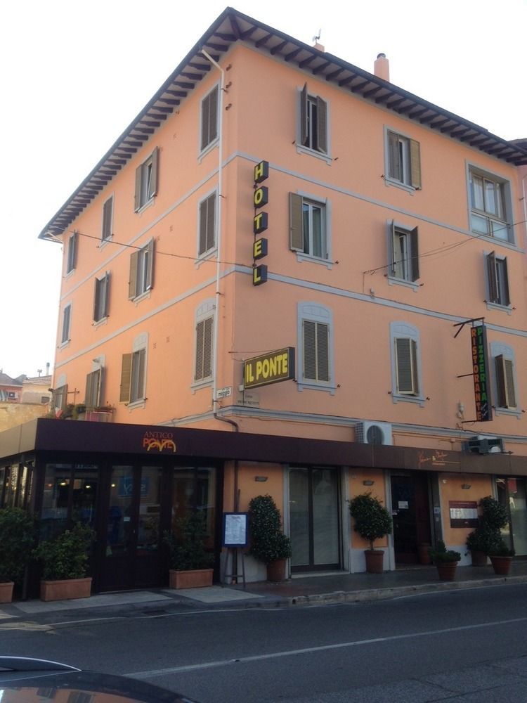 Hotel Il Ponte Cecina  Kültér fotó