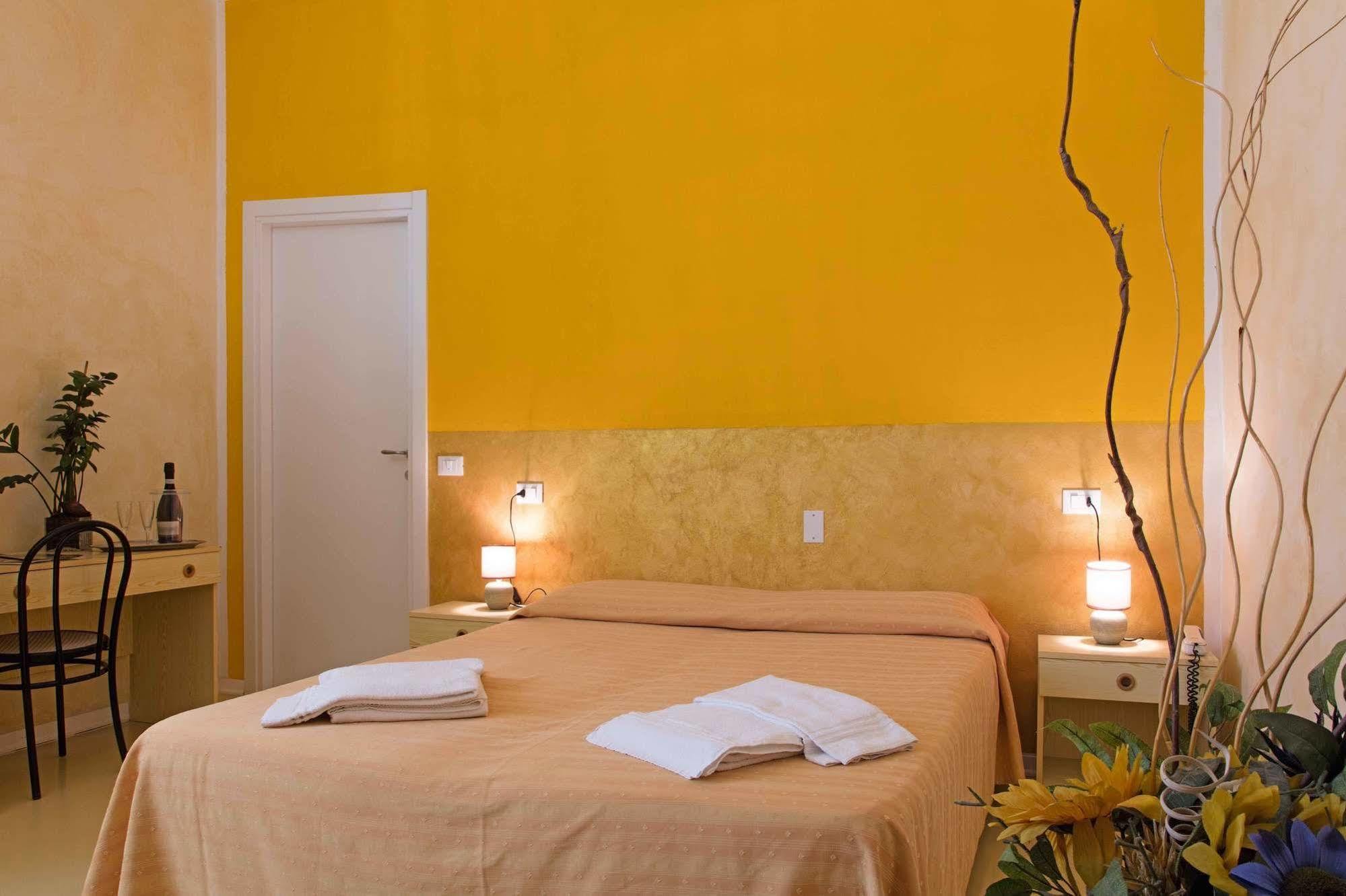 Hotel Il Ponte Cecina  Kültér fotó